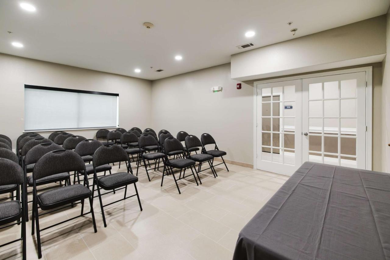 Surestay Studio By Best Western Conroe Downtown Exteriér fotografie