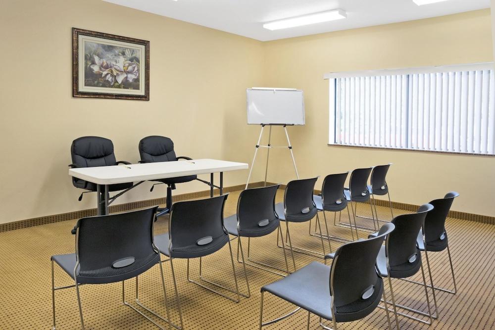 Surestay Studio By Best Western Conroe Downtown Exteriér fotografie
